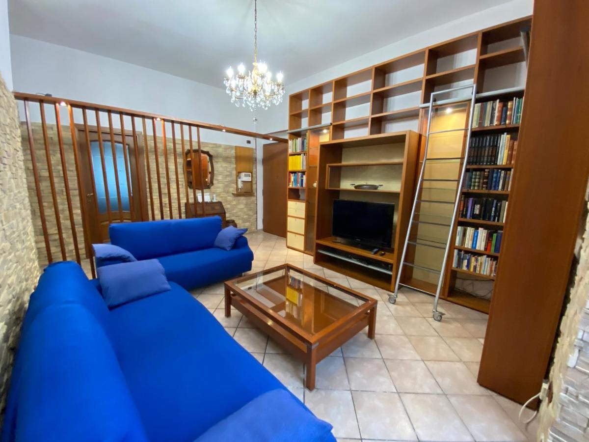 דירות קליארי Rossini'S House מראה חיצוני תמונה